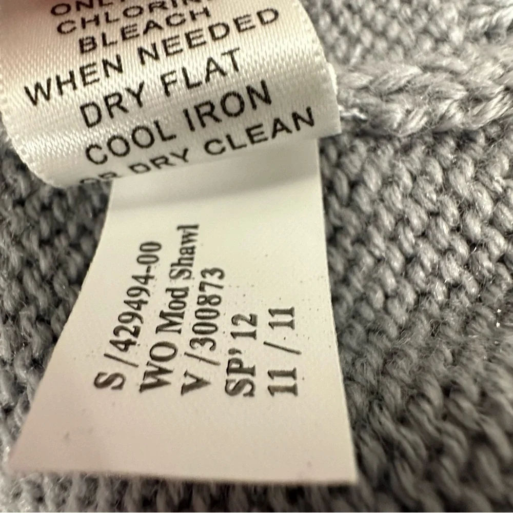 Banana Republic Men’s Size Large Gray Merino Wool Blend Shawl Collar Sweater